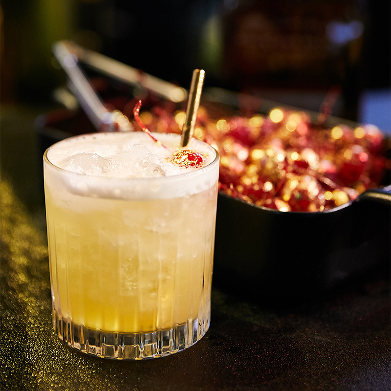 Bullion-cocktail-gold-leaf